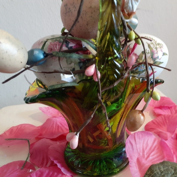 Green Glass Basket With Floral Eggs - Picture 9 of 11